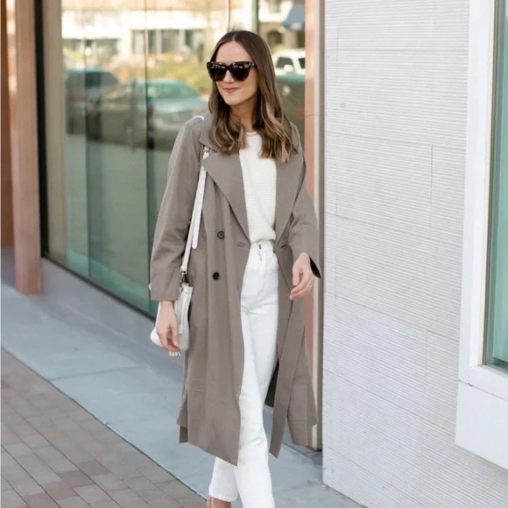 Everlane Drape Trench Coat in Tan / Clay